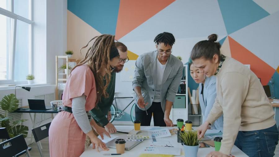 How Small Businesses Can Create Memorable Employee Experiences Without a Huge HR Budget